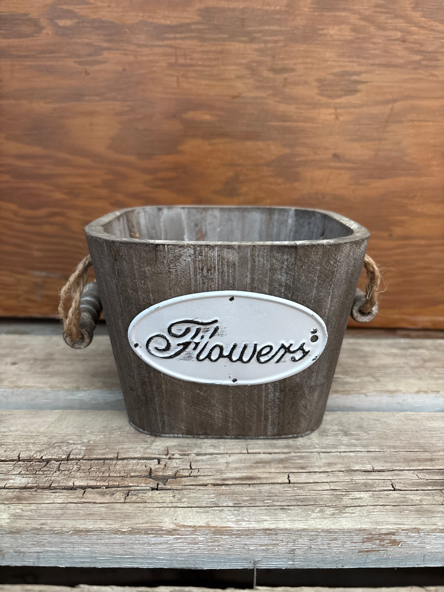 Carter Wooden Flowers Pot