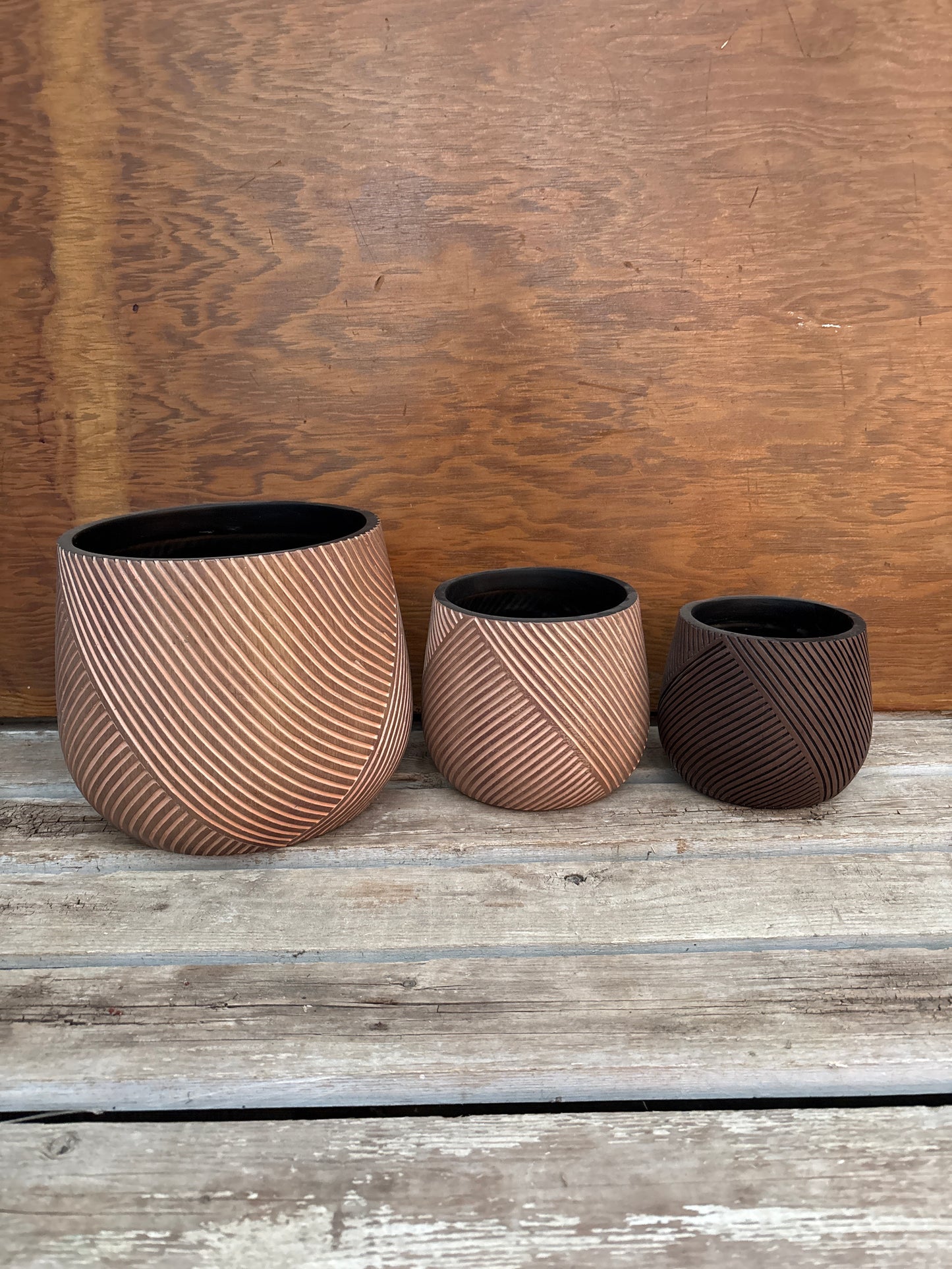 Meridian Carved Line Resin