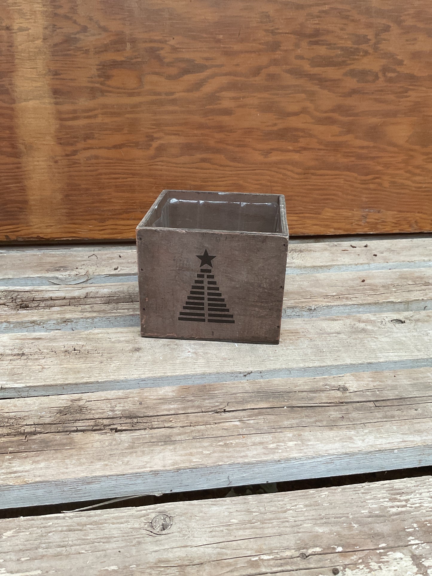 Dark brown wooden Christmas tree cube