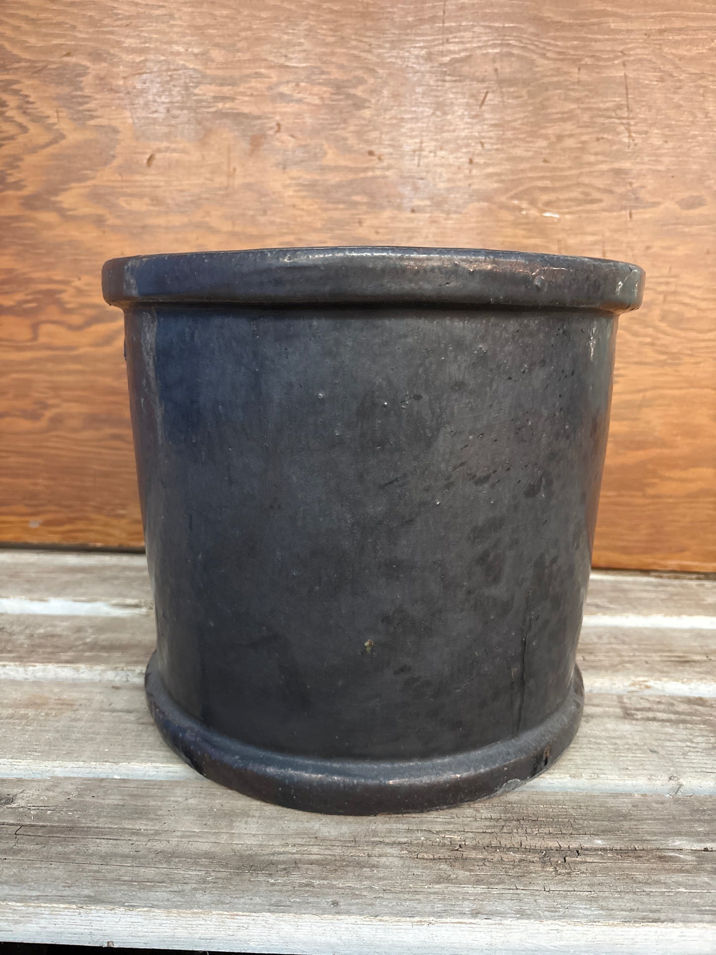 Dark Grey Pot