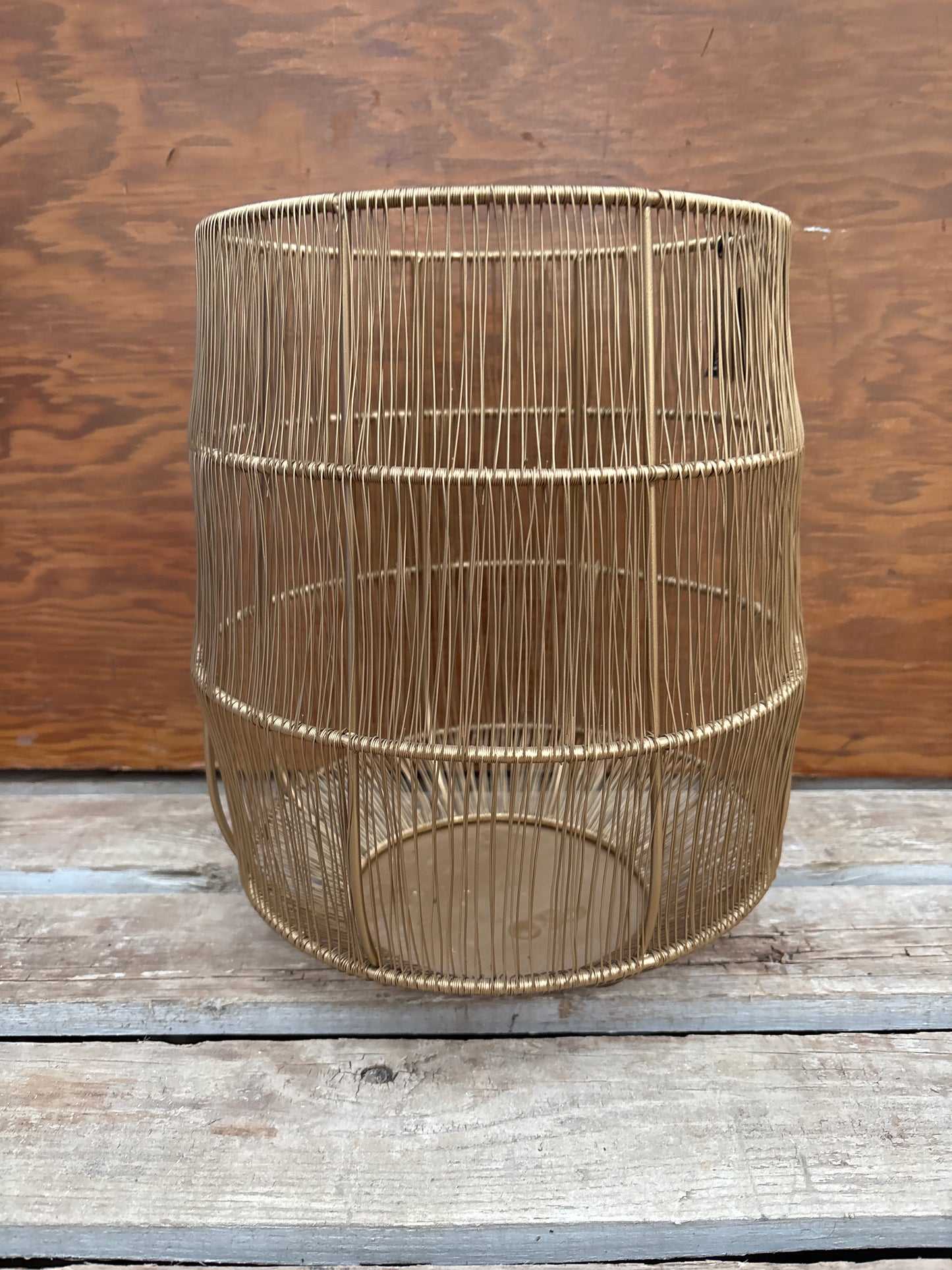 Gold candle holder