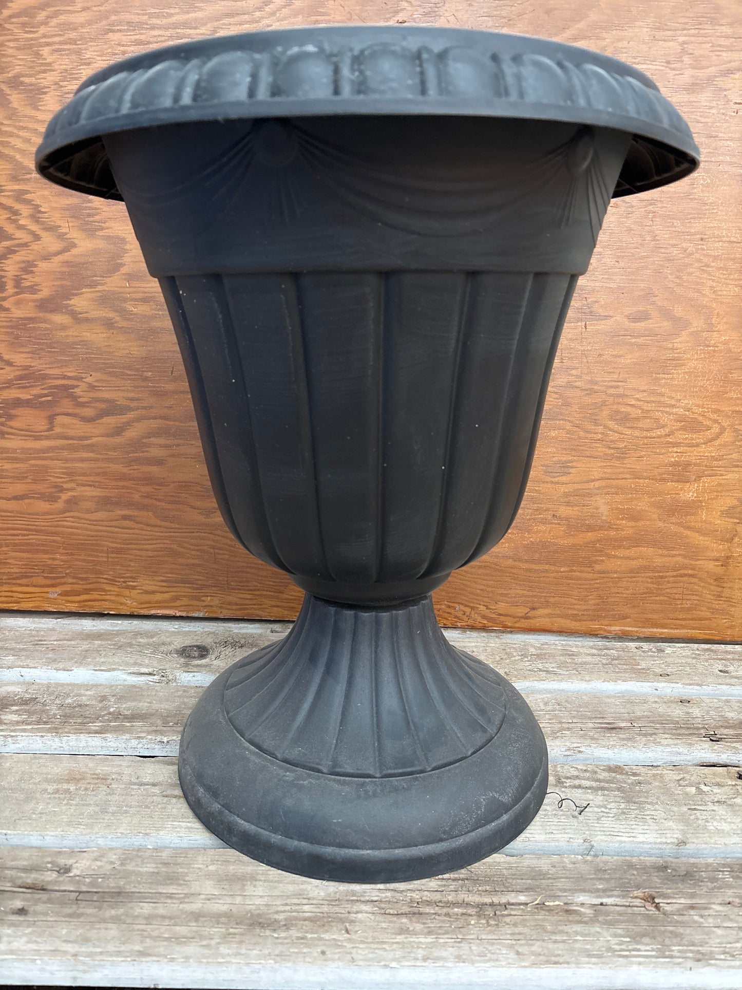 Allegra Urn