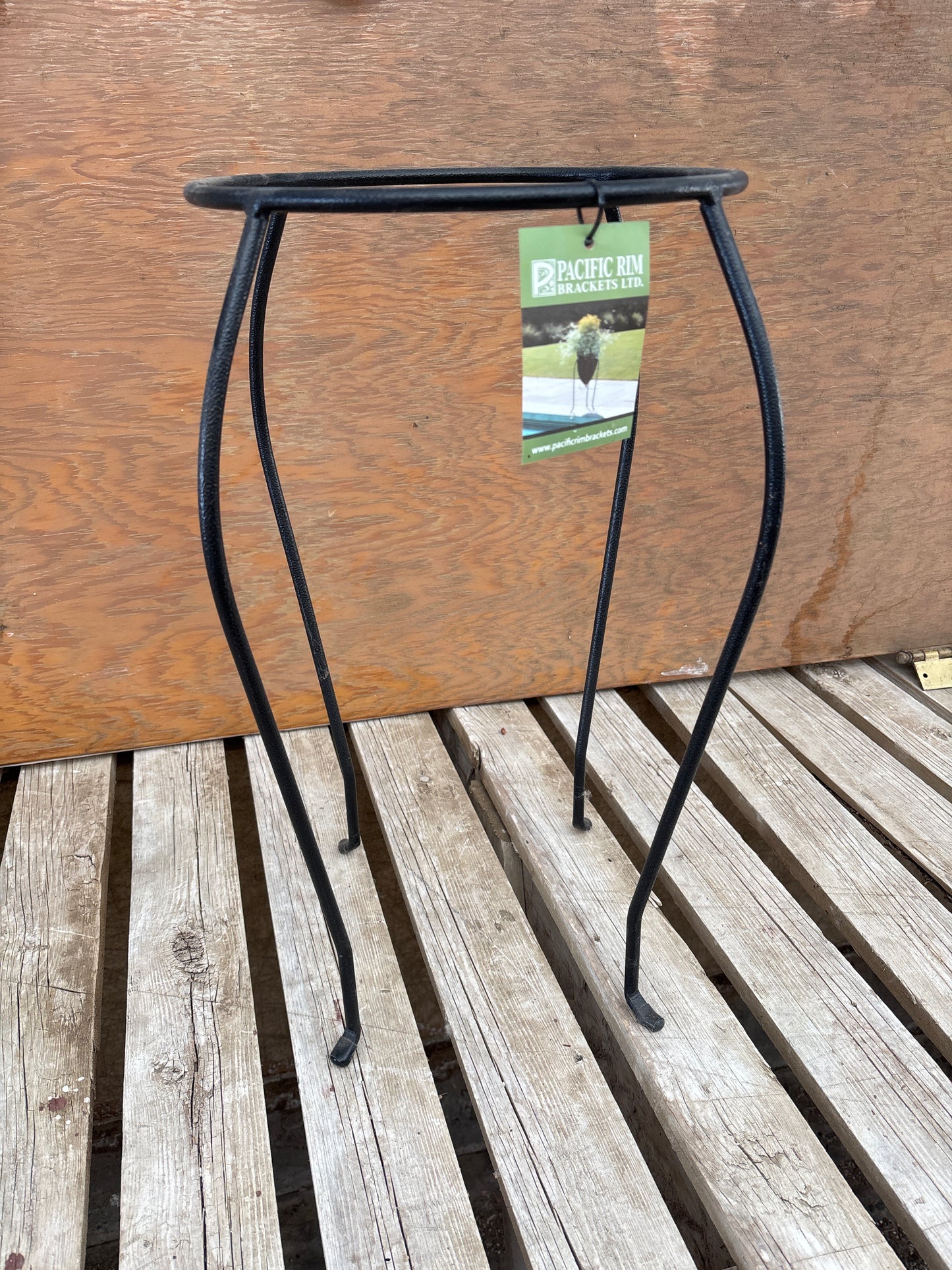 21” plant stand