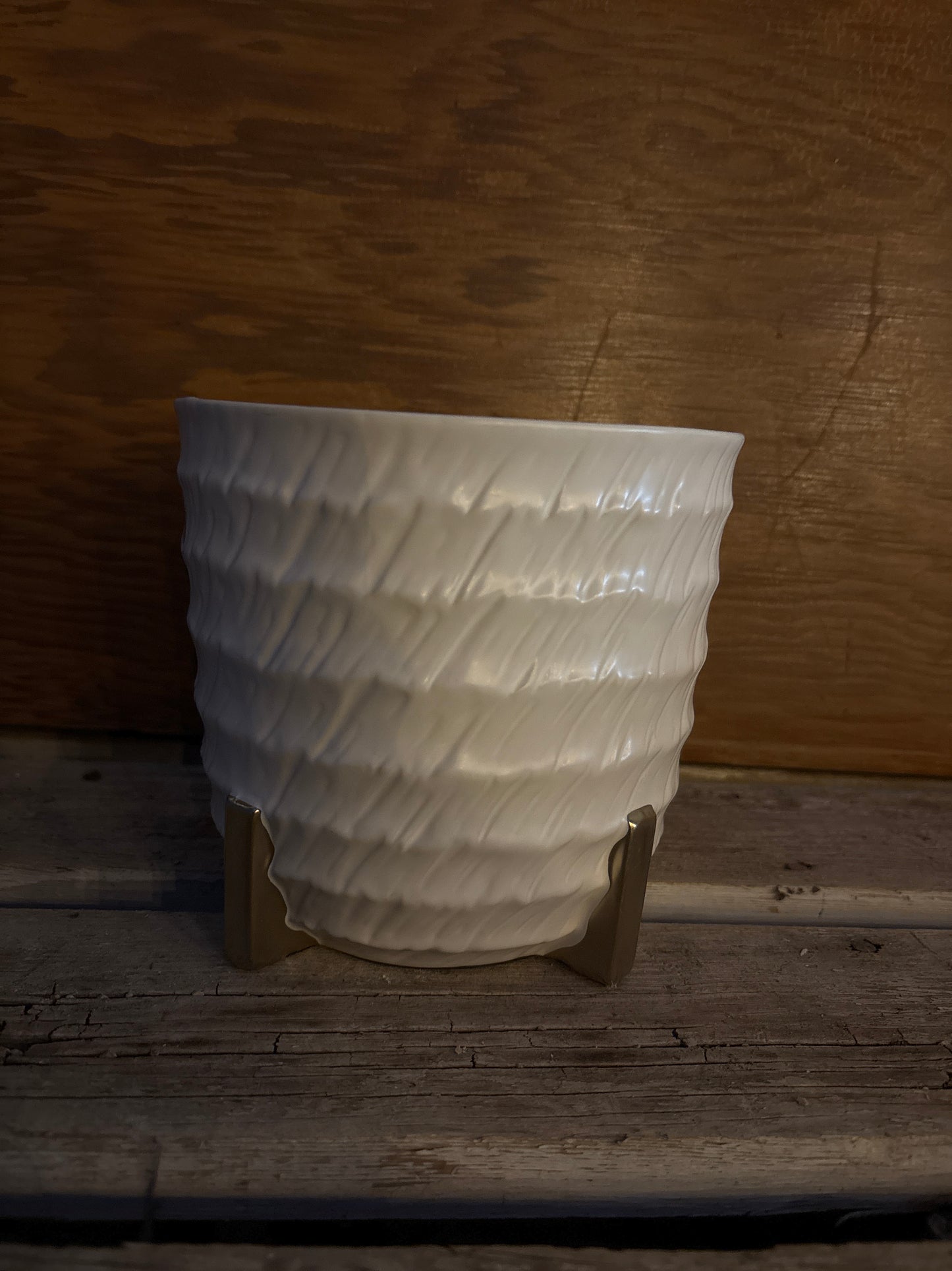 White and Gold Pot