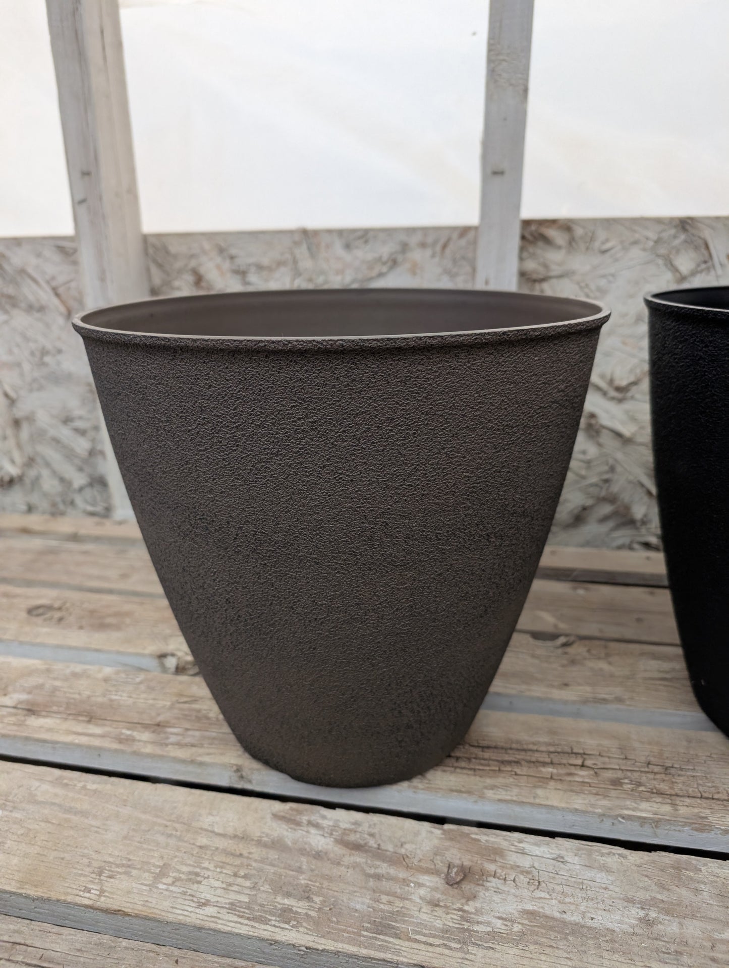 ToniAnn Round Planter