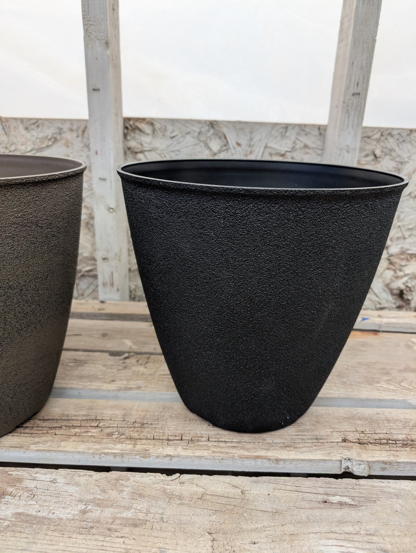 ToniAnn Round Planter