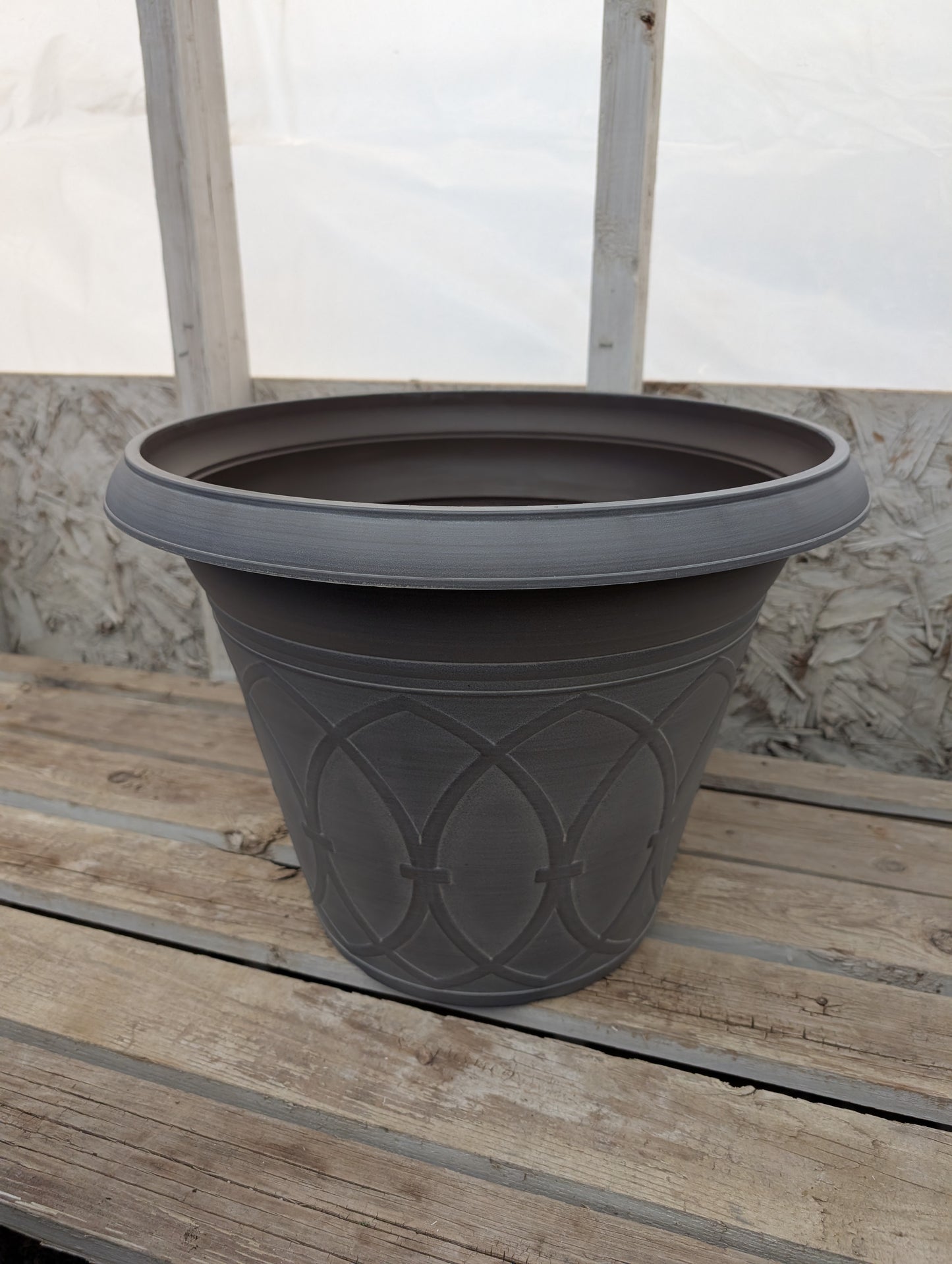 Durham Round Planter