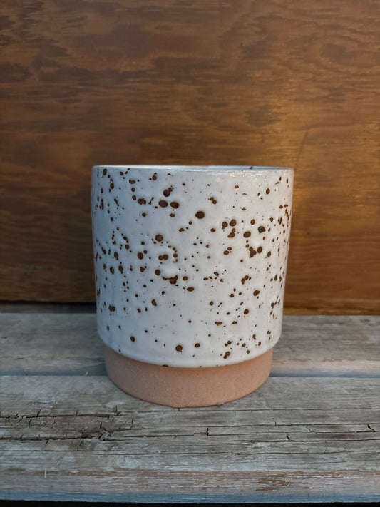White speckled pot