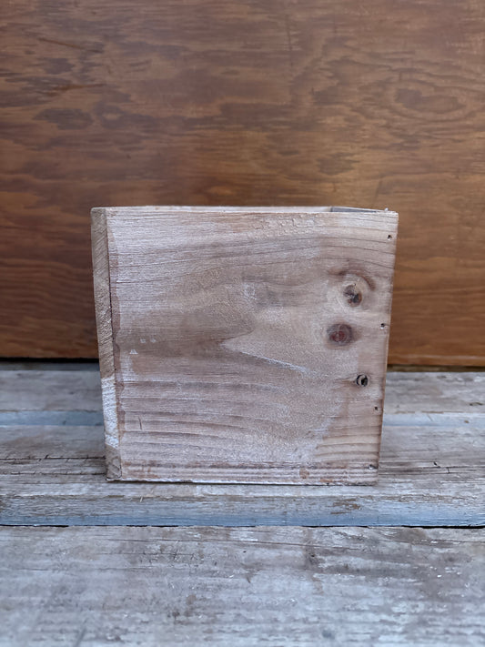 Wood square planter