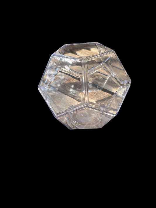 Plastic terrarium