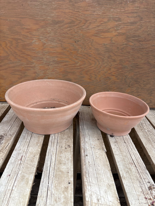 Terra-cotta planter bowl