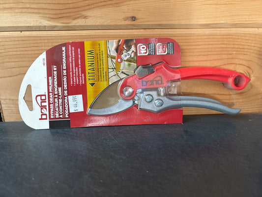 Bypass gear pruner