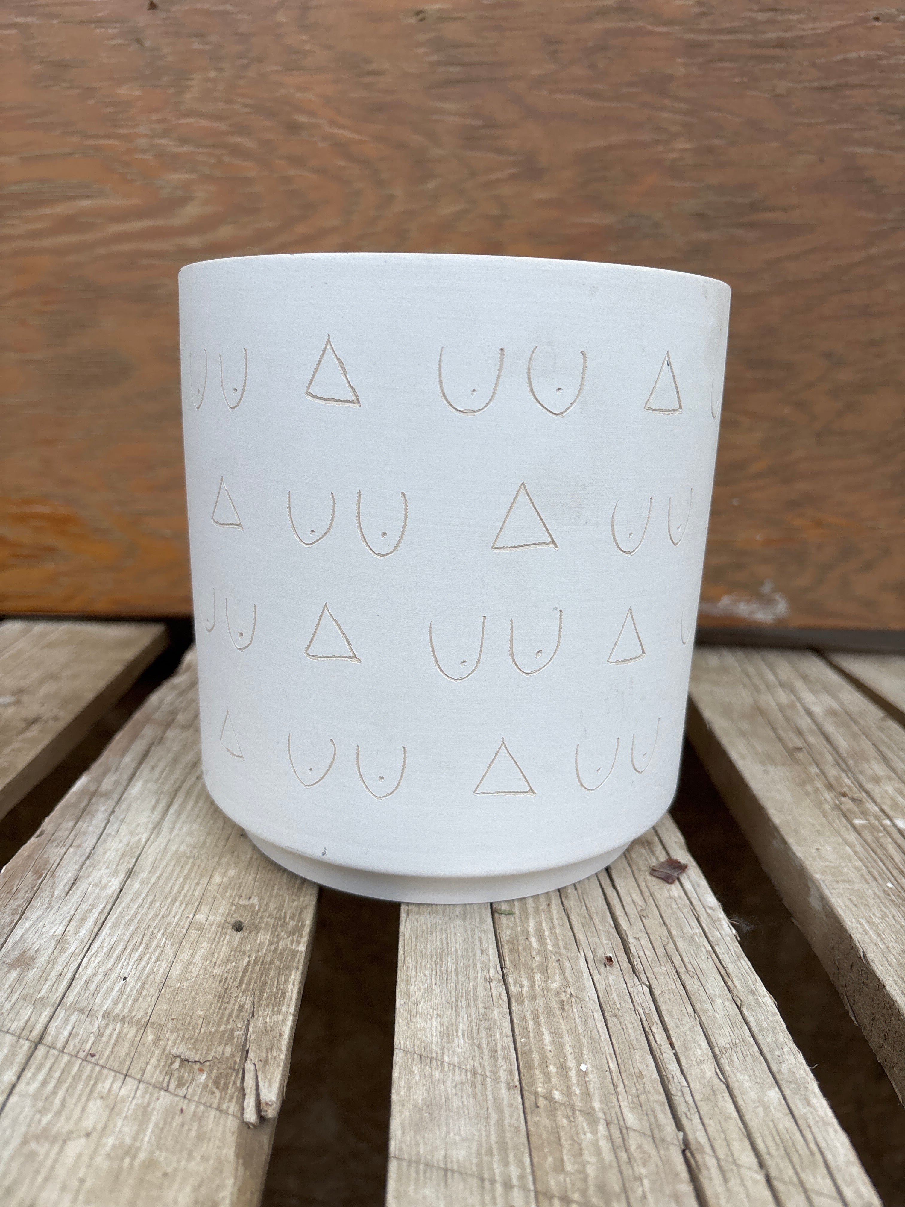 Triangle Color Pot 6” Triangles + Tata Pot – Riverdene Garden Centre