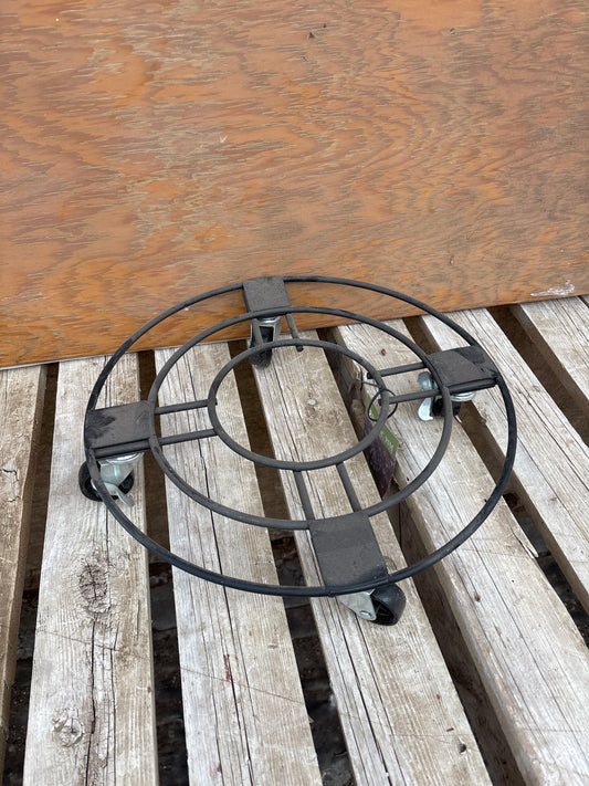 15” plant caddy with heavy duty casters