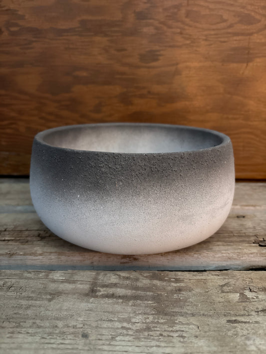 Tobias Round Pot