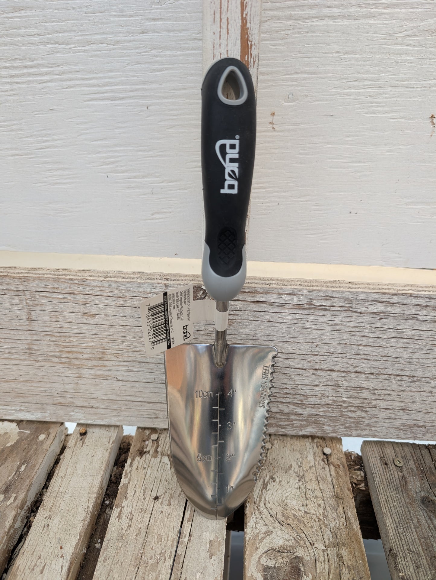 Bond Steel Serrated Trowel